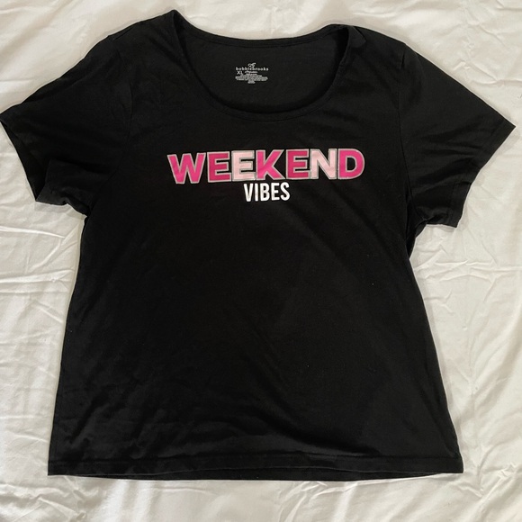 Black Weekend Vibes Graphic Tee - Picture 1 of 3